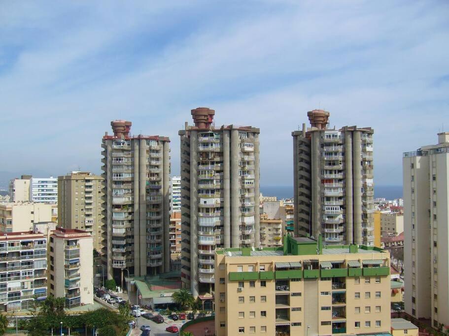 Апартаменты Piso Torres Торремолинос Экстерьер фото